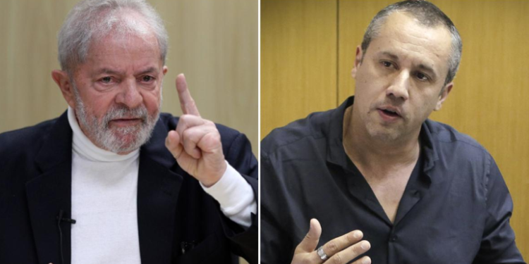 Sarcástico, antes da demissão Alvim brincou com boneco que ‘assassina’ Lula