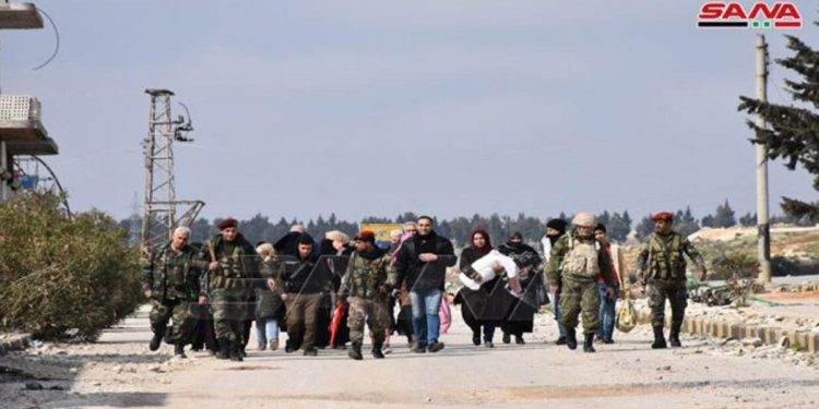 Síria garante corredor humanitário e saída de famílias de Idlib.