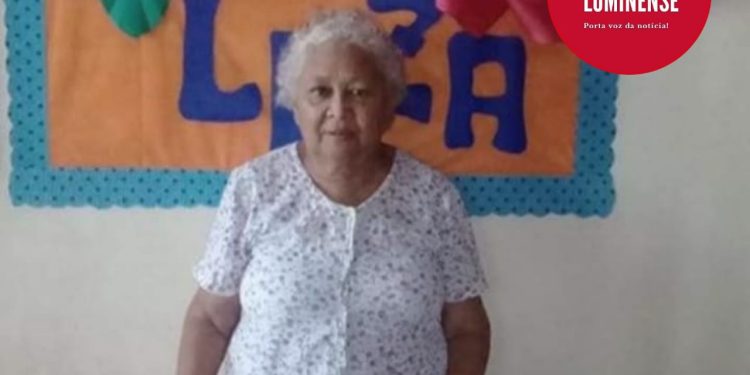 O último adeus à professora e ativista social Maria Luzanira de Aguiar em Paço do Lumiar.