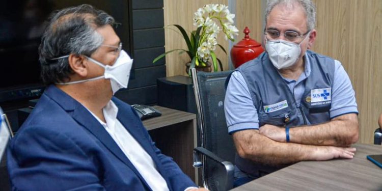 O Governador do Maranhão Flávio Dino (PCdoB) recebeu o Ministro da saúde, Marcelo Queiroga, neste domingo (23).