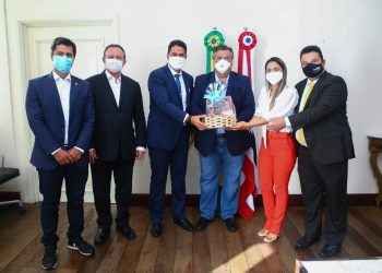 Calvet Filho (PSC), Prefeito de Rosário, se alinha com O Palácio dos Leões.