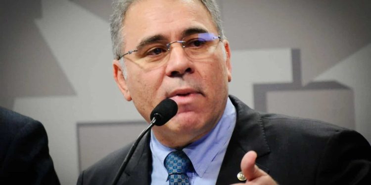 Após ser questionado sobre vacinas da Covaxin, Queiroga se irrita.