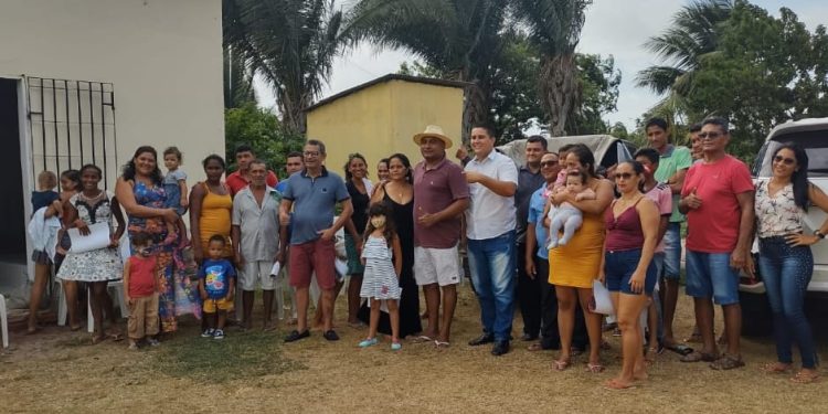 PROFESSOR RAFAEL LINCHADO NAS REDES SOCIAIS HÁ ALGUNS MESES SUPERA MOMENTO DEPRESSIVO.