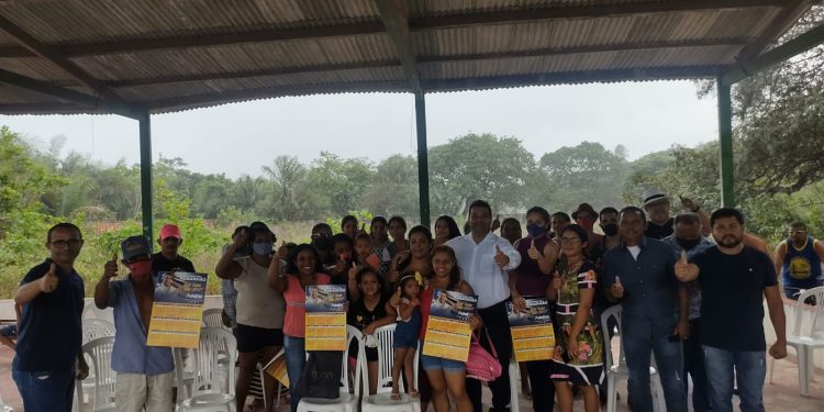 Deputado Adelmo Soares visita Associação Maria Augusta em São José de Ribamar.