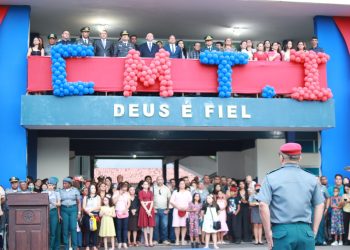 Governador do Estado, Carlos Brandão prestigia evento no Colégio Militar Tiradentes I de São Luís