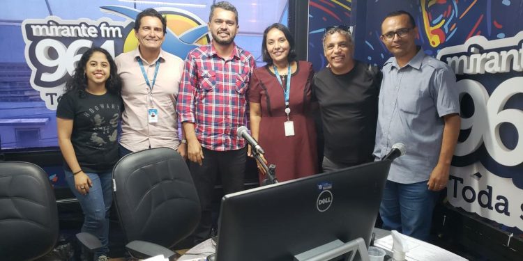 Enilton Rodrigues, candidato a governador, teve agenda na TV, rádio e rua em São Luís.