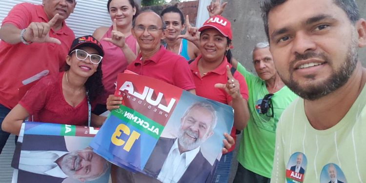 Enilton Rodrigues, que foi candidato a governador pela federação PSOL/Rede, estar a todo vapor na campanha de Lula no Maranhão