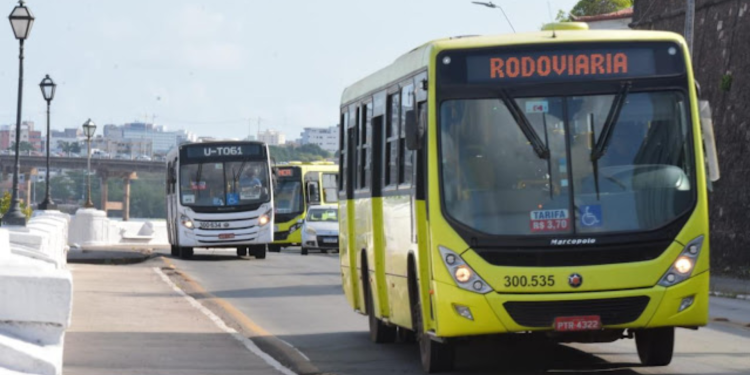 Trabalhadores do transporte público entram em greve em São Luís devido a falta de pagamento e descumprimento de acordo pelo sindicato patronal