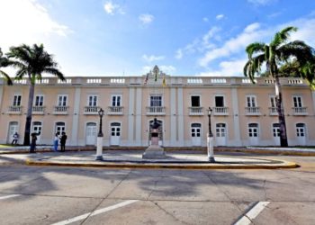 Prefeito de São Luís sanciona lei que amplia horário de funcionamento de estabelecimentos durante a madrugada