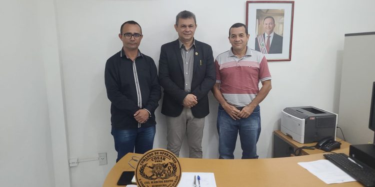 Sargento Edmilson, Professor e Líder Comunitário visita Coronel Marcos Brito e elogia o trabalho da Segurança Pública no combate à criminalidade em Paço do Lumiar