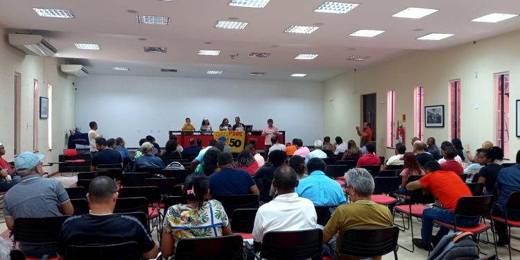 Sargento Edmilson, representante da Primavera Socialista e pré-candidato a prefeito de Paço do Lumiar discursou no 8° Congresso Estadual do PSOL no Maranhão