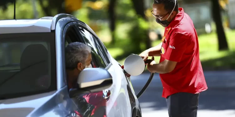 Aumento dos preços da gasolina, diesel e gás de cozinha sobem nesta quinta, 1 de janeiro, com novo ICMS
