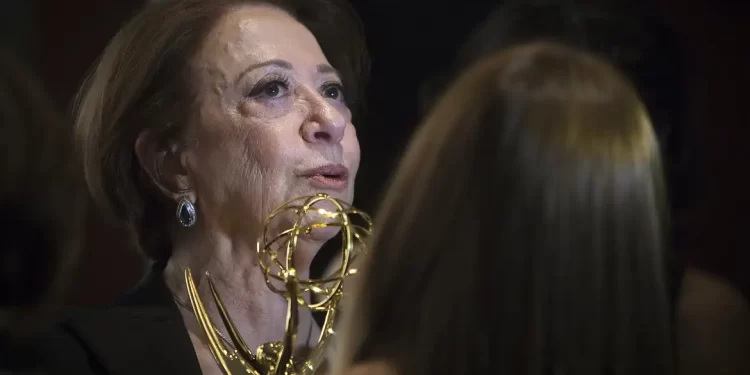 Fernanda Montenegro completa 95 anos e celebra trajetória pioneira nas artes brasileiras
