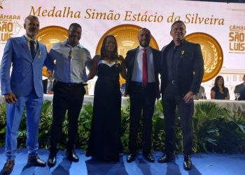 Tiago Carneiro é Homenageado com a Prestigiada Medalha São Simão Estácio da Silveira
