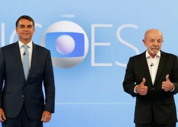 Lula e Flávio Bolsonaro trocam acusações e debatem propostas em encontro na TV Globo